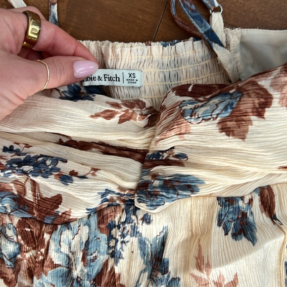 Abercrombie & Fitch Full Length Floral Maxi Dress - Picture 4 of 4